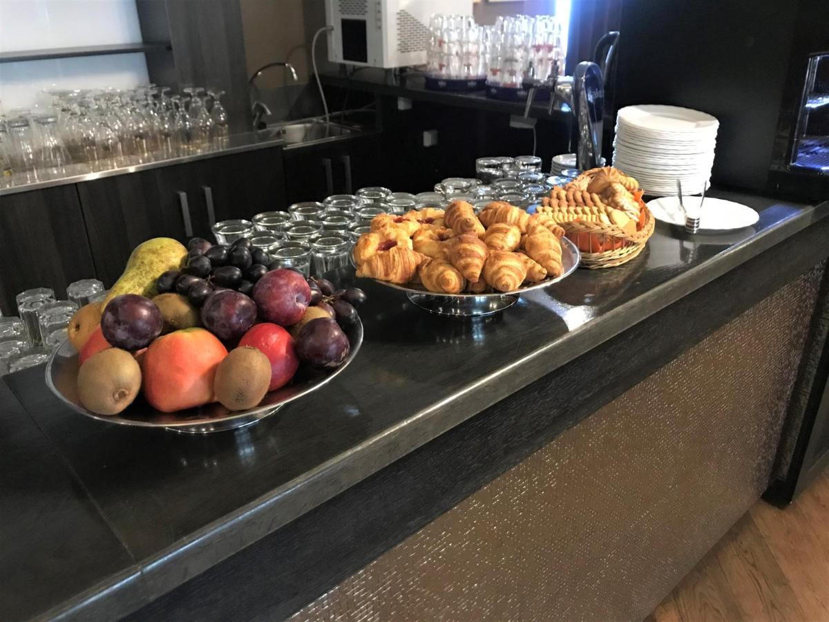 Hotell Wesenbergh Rakvere Kültér fotó