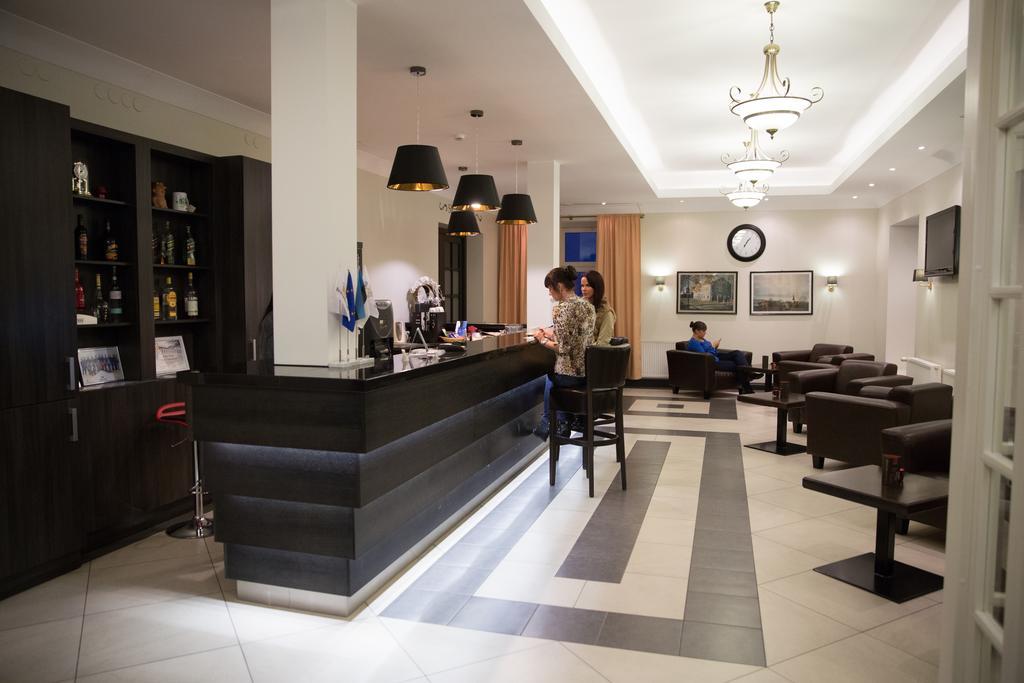 Hotell Wesenbergh Rakvere Kültér fotó